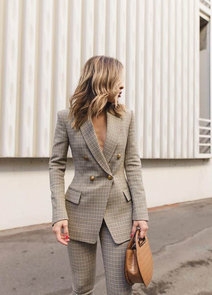 A women wearing Tailored Blazer
